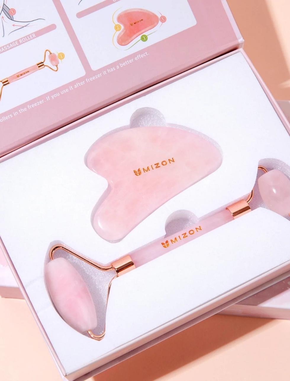 MIZON FACIAL MASSAGE ROLLER AND GUA-SHA SET