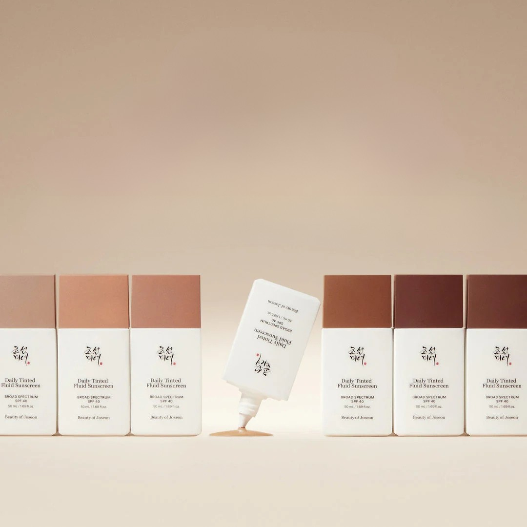 BEAUTY OF JOSEON Daily Tinted Fluid Sunscreen apsauga nuo saulės su spalva