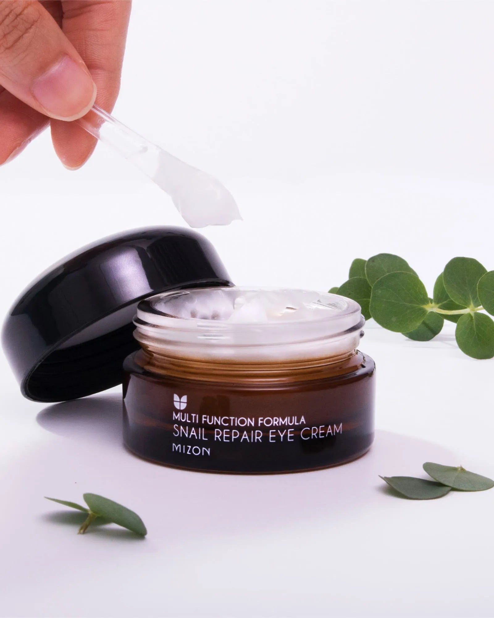 MIZON Snail Repair Eye Cream paakių kremas