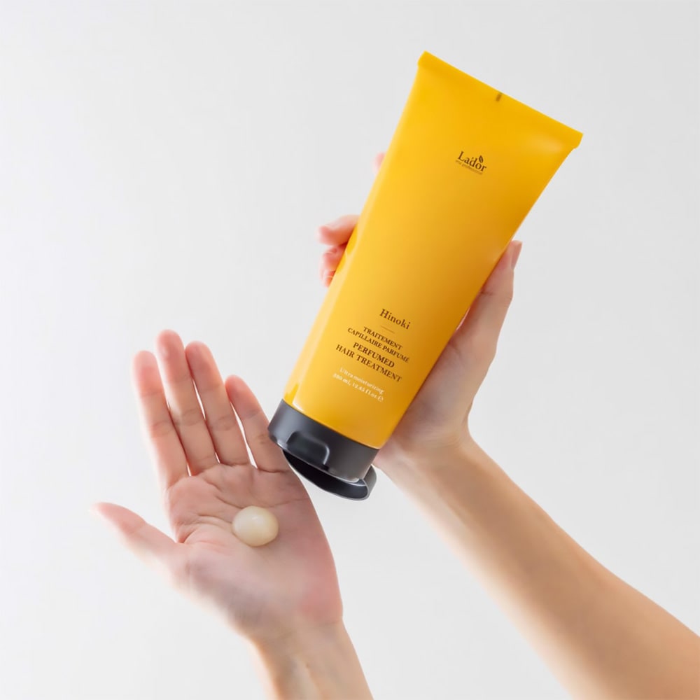 LADOR Perfumed Hair Treatment (Hinoki) plaukų priežiūros priemonė